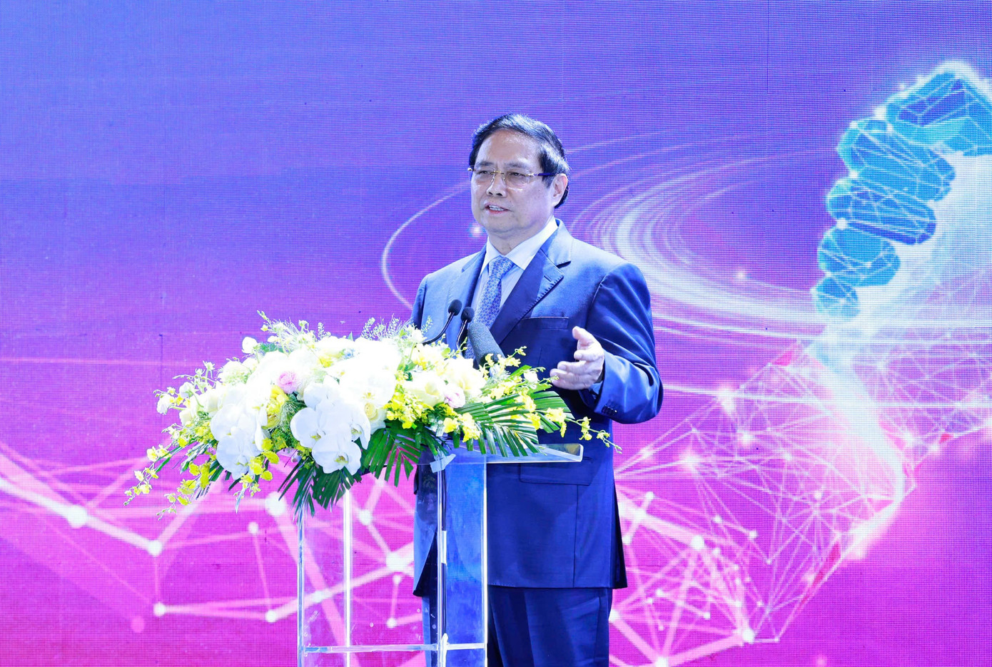 Thủ tướng mong các doanh nhân vượt qua chính mình, vươn ra biển lớn- Ảnh 3.