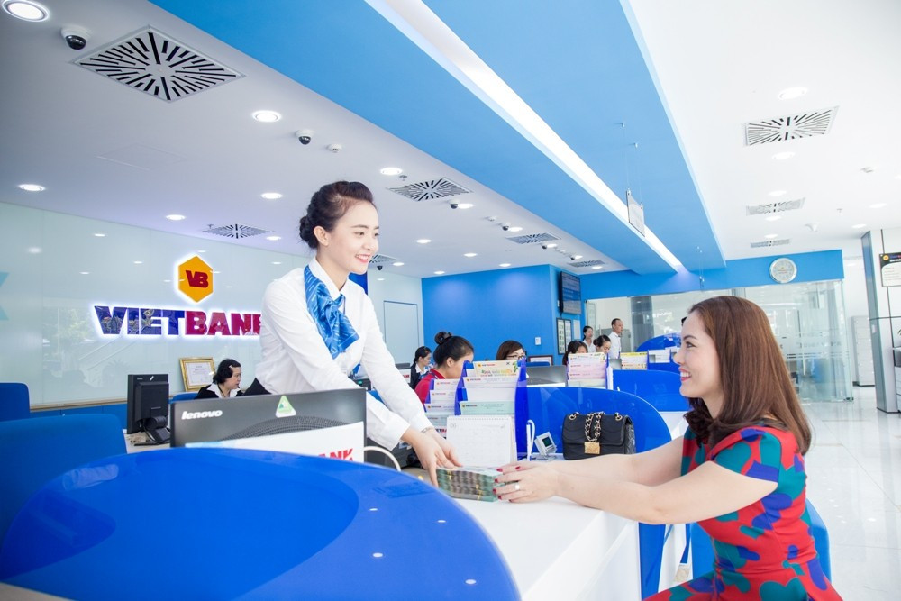 Gần 1 tỷ cổ phiếu ngân hàng sắp 'chuyển nhà'- Ảnh 1.