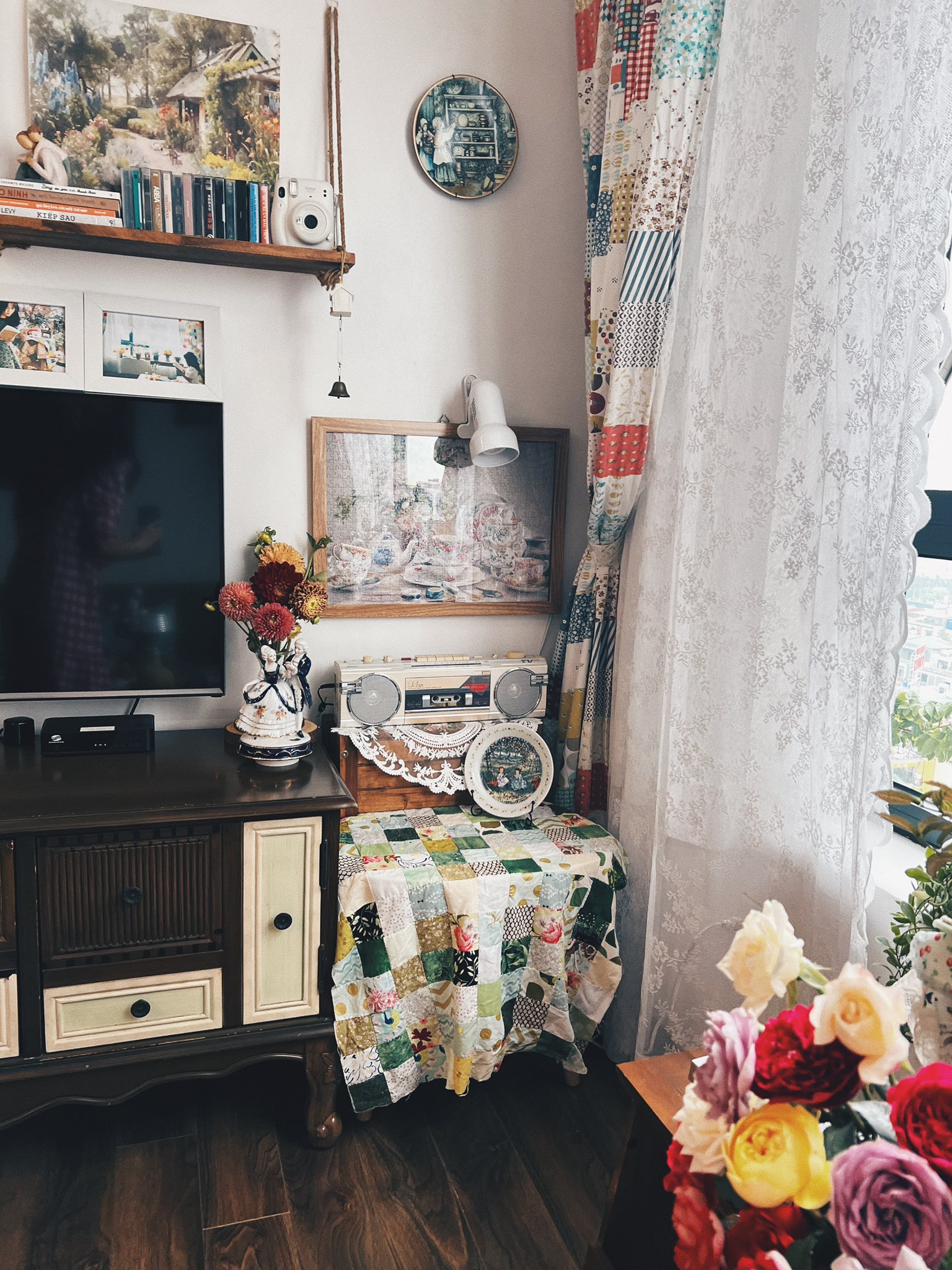 Căn bếp 6m² trong chung cư 70m² của mẹ 8X ở Hà Nội: Nhỏ thôi nhưng khiến ai cũng muốn dọn nhà và nấu ăn ngay lập tức- Ảnh 13.