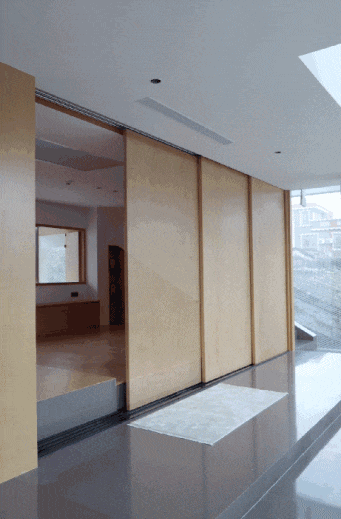 Người đàn ông 65 tuổi xây ngôi nhà “trong suốt” cho 3 thế hệ chung sống, nhìn vào ai cũng tự hỏi: “Không hiểu sống thế nào”- Ảnh 7.