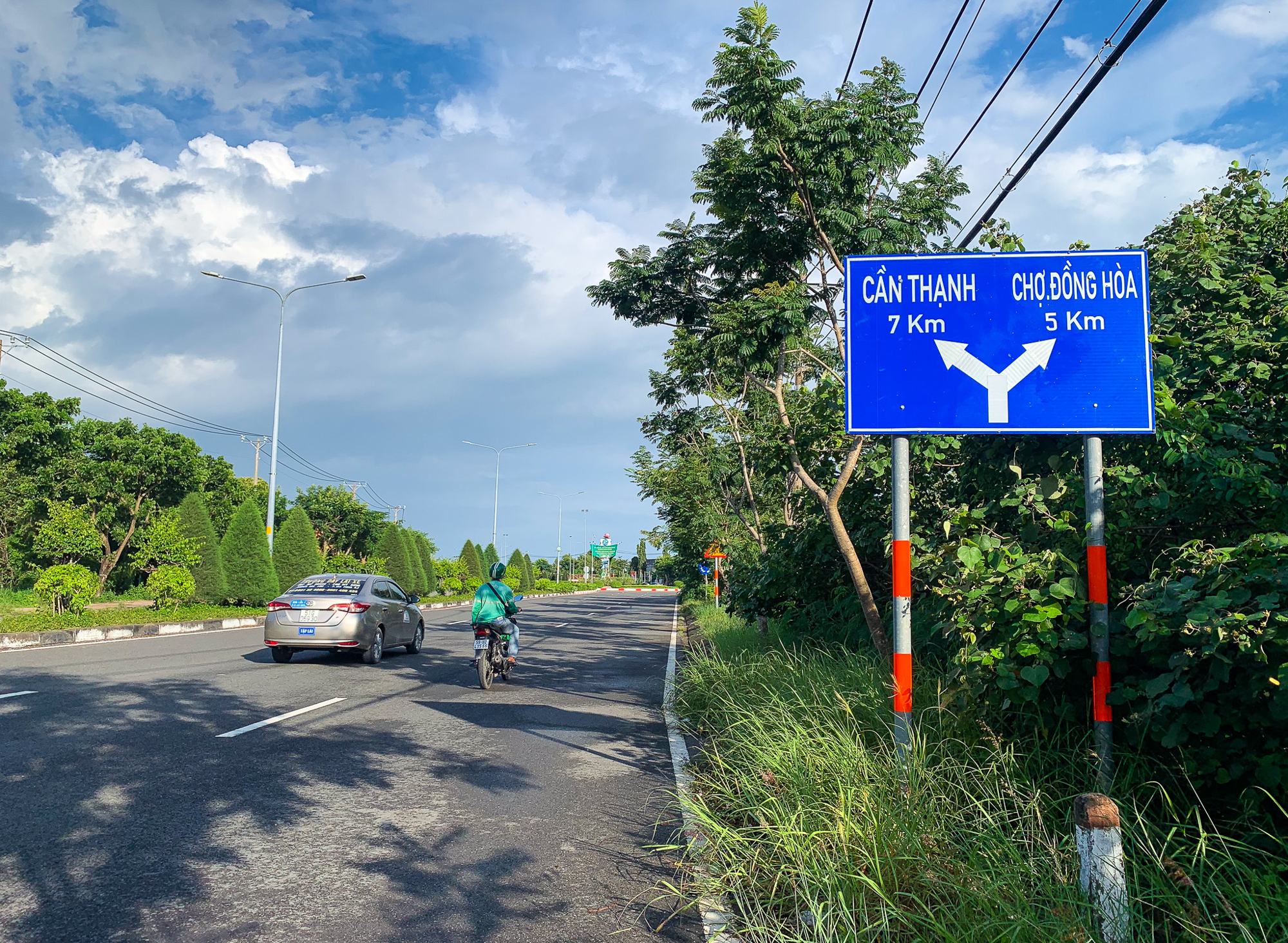Thay bạn đi xem công trường đại lộ rộng 120 m, dài 8 km ở siêu dự án lấn biển lớn nhất Việt Nam của Vinhomes- Ảnh 4.