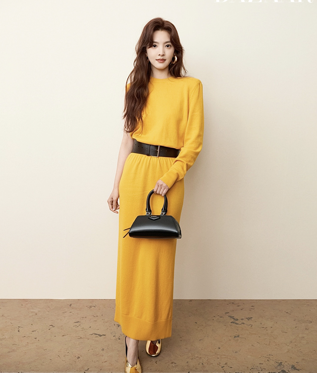 Hot girl Taobao một thời nỗ lực lấn sân mảng thời trang, nay thành đại sứ thương hiệu xa xỉ- Ảnh 14. Hot girl Taobao một thời nỗ lực lấn sân mảng thời trang, nay thành đại sứ thương hiệu xa xỉ- Ảnh 14.