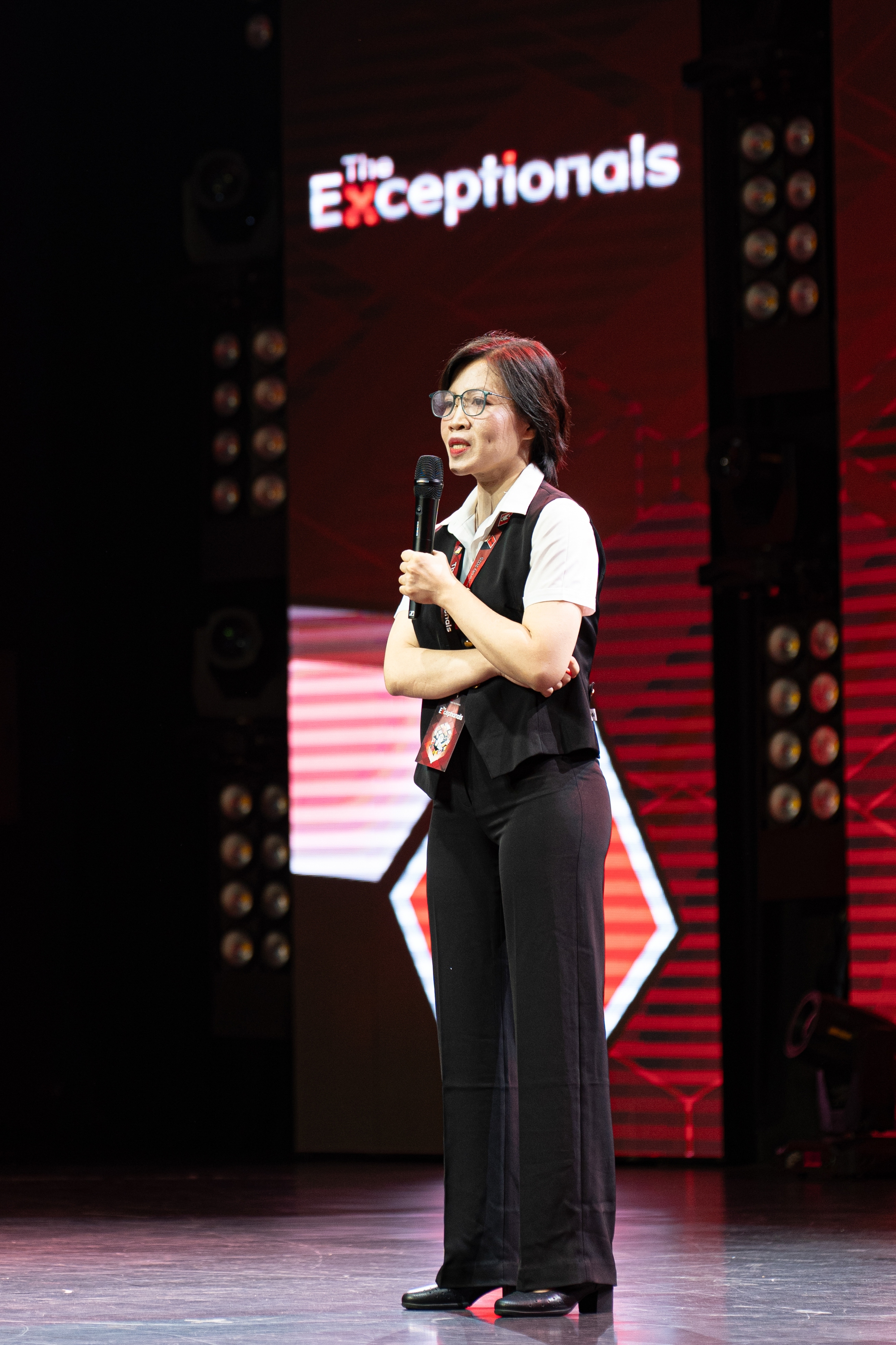Nữ CEO chương trình 'Anh trai vượt ngàn chông gai' tiết lộ bí mật tạo ra các show truyền hình premium của người Việt- Ảnh 3. Nữ CEO chương trình 'Anh trai vượt ngàn chông gai' tiết lộ bí mật tạo ra các show truyền hình premium của người Việt- Ảnh 3.