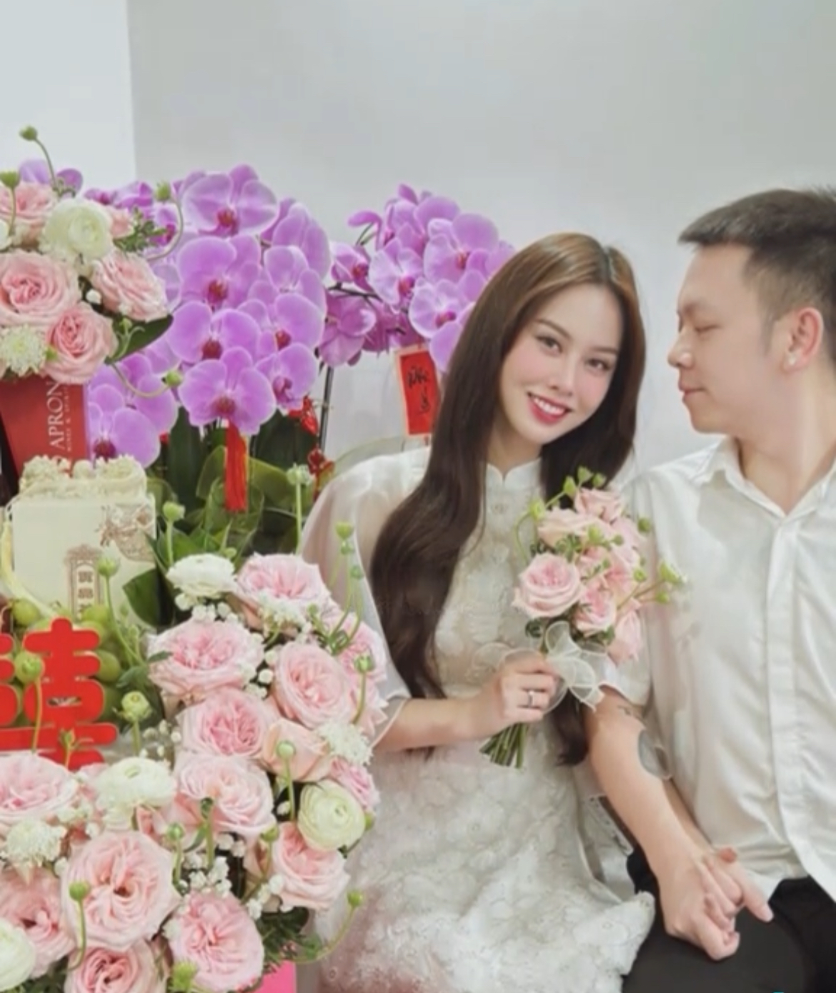 Nàng hậu gen Z và bạn trai doanh nhân đã bí mật chụp ảnh cưới- Ảnh 5. Nàng hậu gen Z và bạn trai doanh nhân đã bí mật chụp ảnh cưới- Ảnh 5.