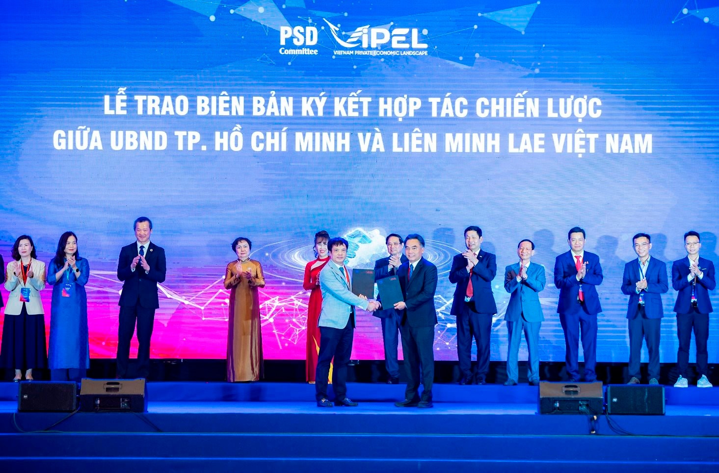 Tiến vào lĩnh vực kỳ vọng mang về hàng chục tỷ USD cho Việt Nam, tạo 1 triệu việc làm chất lượng cao- Ảnh 2. Tiến vào lĩnh vực kỳ vọng mang về hàng chục tỷ USD cho Việt Nam, tạo 1 triệu việc làm chất lượng cao- Ảnh 2.