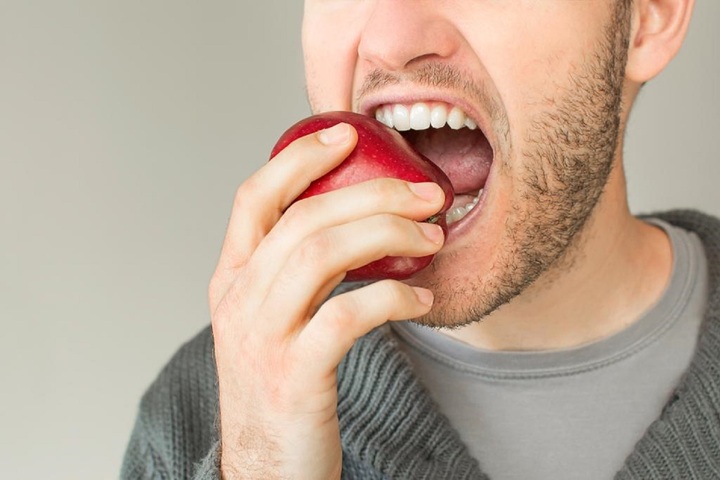 Điều gì xảy ra với cơ thế nếu bạn ăn táo thường xuyên?- Ảnh 2.