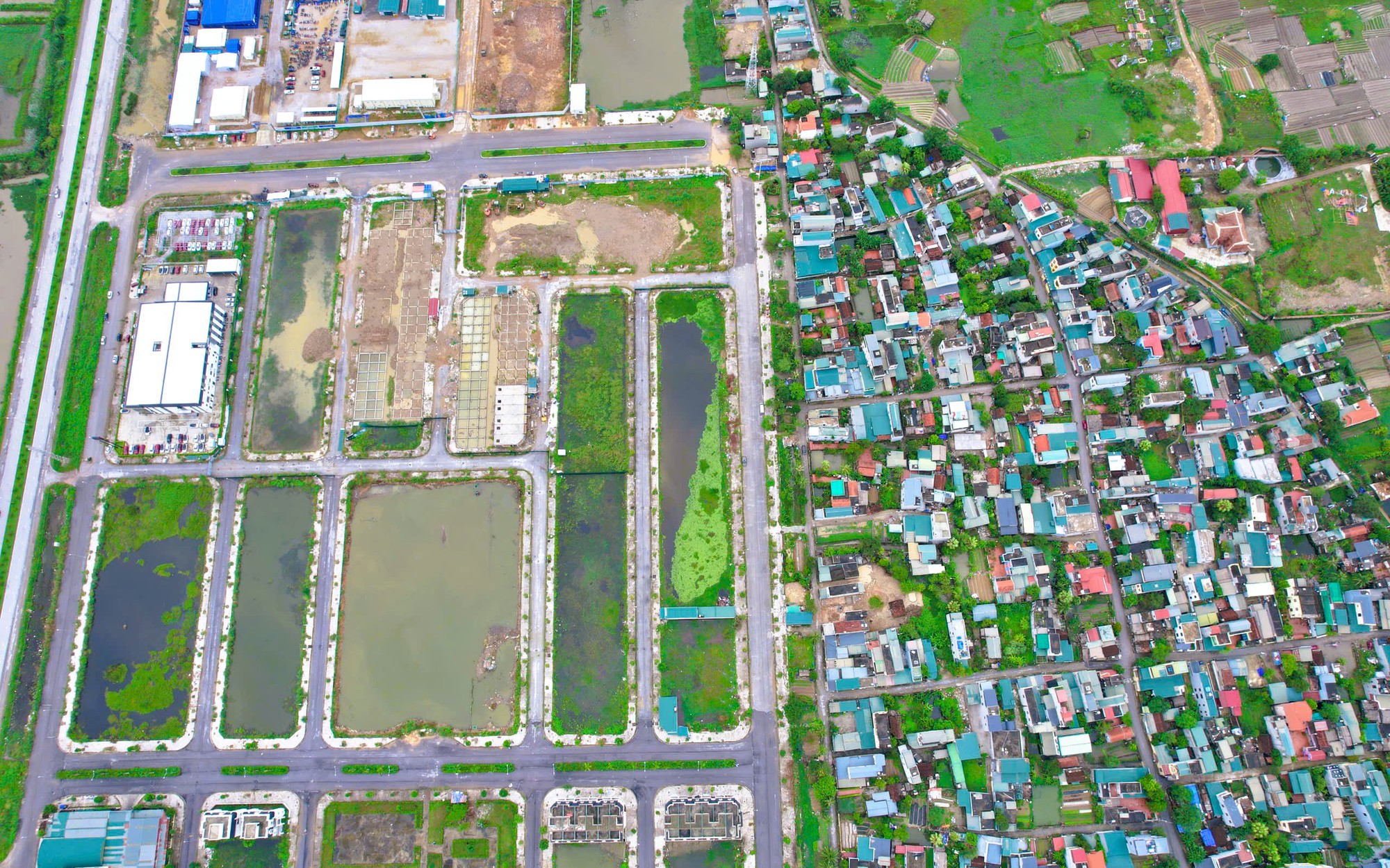 Hiện trạng khu đất "ông bầu" Cao Tiến Đoan thu lợi bất chính 191 tỉ đồng- Ảnh 4. Hiện trạng khu đất "ông bầu" Cao Tiến Đoan thu lợi bất chính 191 tỉ đồng- Ảnh 4.