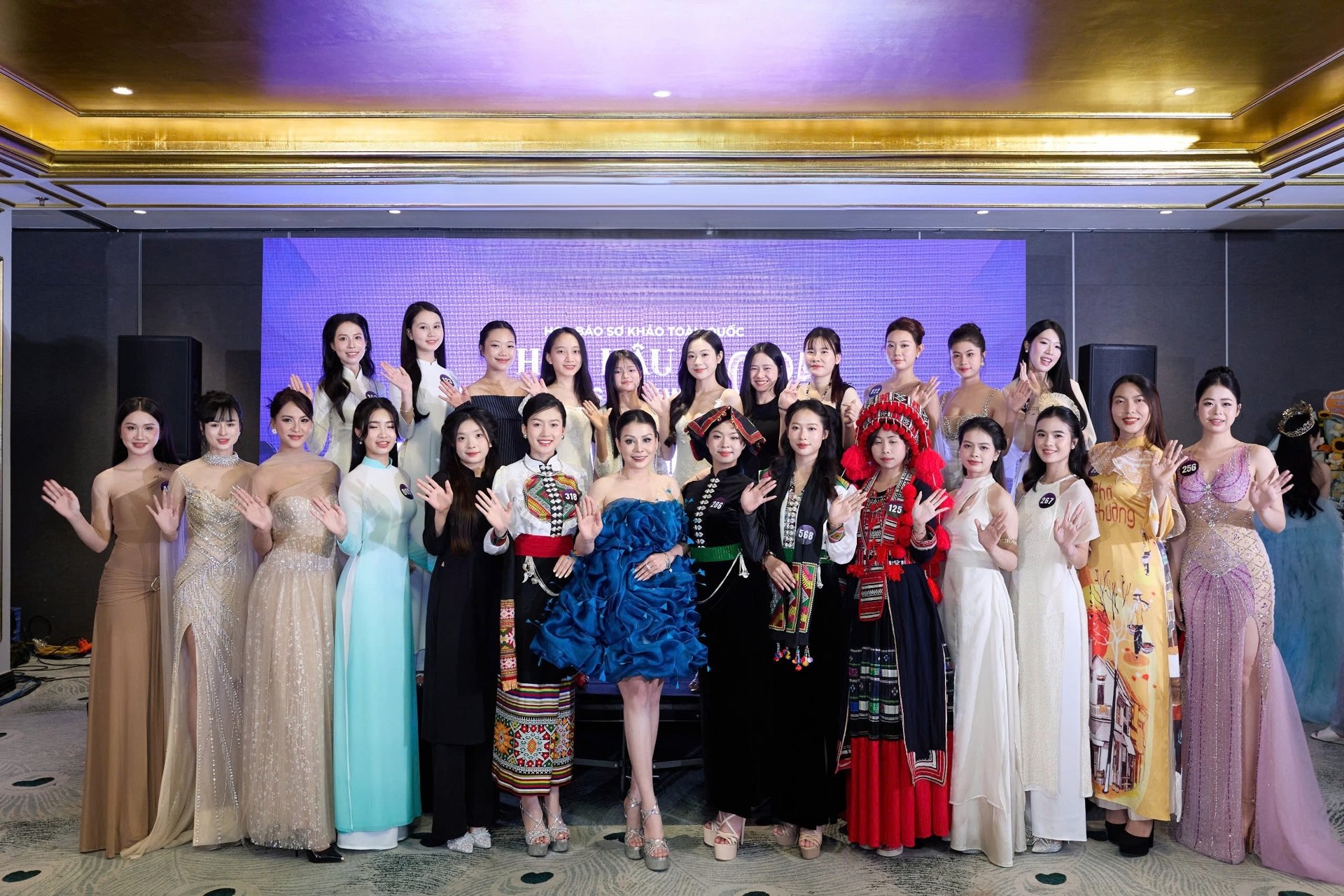 Lộ diện chiếc vương miện chính thức của Hoa hậu Du lịch Dân tộc Việt Nam 2025: Thiết kế mang linh hồn núi rừng Tây Bắc, tôn vinh vẻ đẹp 54 dân tộc Việt- Ảnh 3. Lộ diện chiếc vương miện chính thức của Hoa hậu Du lịch Dân tộc Việt Nam 2025: Thiết kế mang linh hồn núi rừng Tây Bắc, tôn vinh vẻ đẹp 54 dân tộc Việt- Ảnh 3.