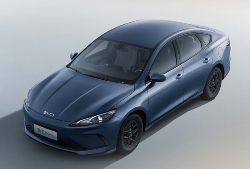 Sát ngày về Việt Nam, một mẫu sedan hybrid có bản nâng cấp tại Trung Quốc: chạy từ Hà Nội đến Cà Mau không cần tiếp nhiên liệu, giá tương đương 300 triệu đồng- Ảnh 4.