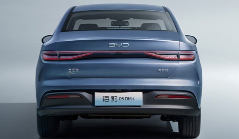 Sát ngày về Việt Nam, một mẫu sedan hybrid có bản nâng cấp tại Trung Quốc: chạy từ Hà Nội đến Cà Mau không cần tiếp nhiên liệu, giá tương đương 300 triệu đồng- Ảnh 3.