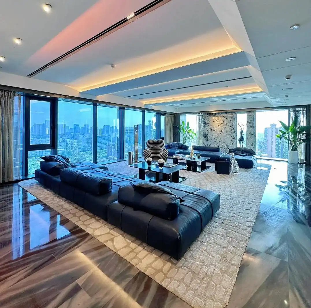 Dốc tiền mua căn hộ hơn 150m2, tốn 1,1 tỷ đồng cải tạo vẫn chưa đủ, người phụ nữ than trời: “Ở không tiện, bán không xong, tôi cực kỳ hối hận”- Ảnh 1.