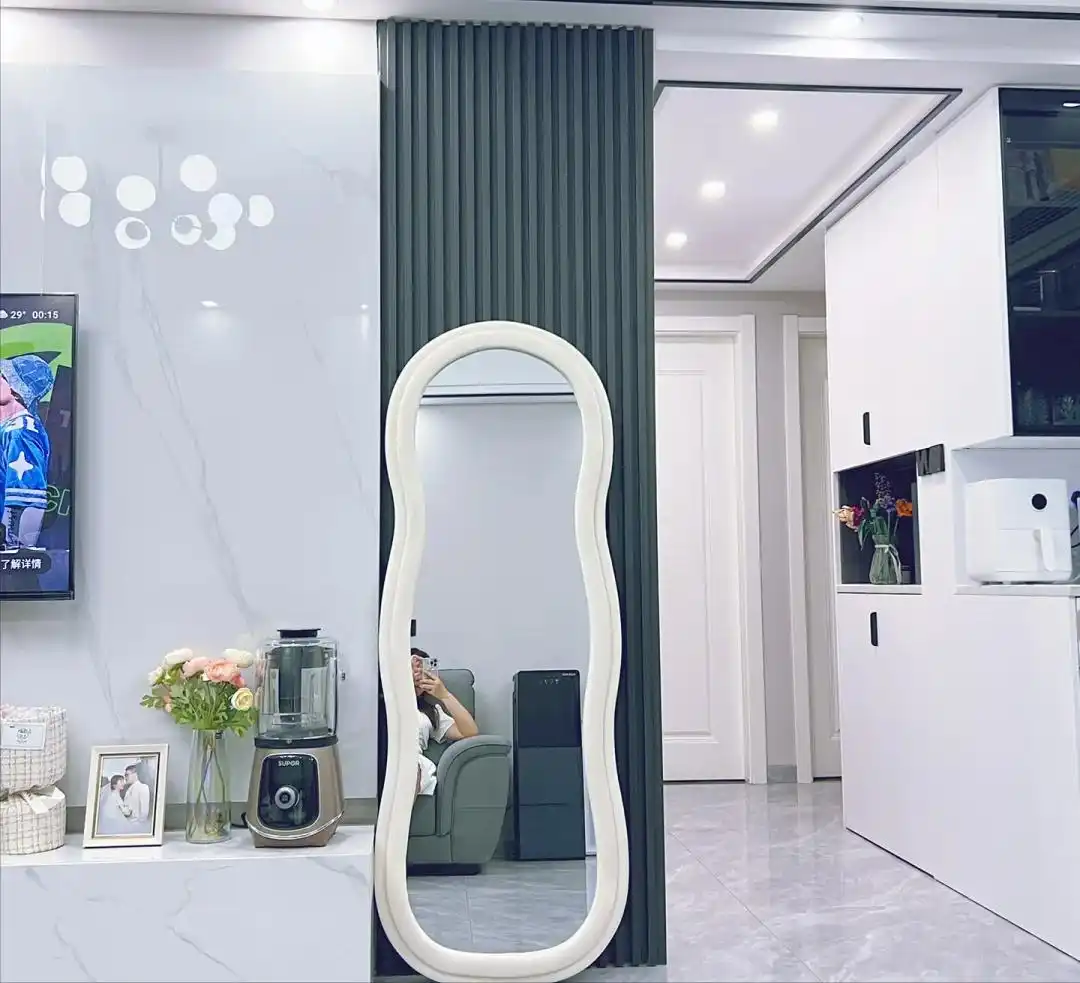 Không phải mê tín: Phòng khách to mấy cũng không thể đặt 4 thứ này nếu không muốn tài lộc, sức khỏe đều sa sút- Ảnh 1.