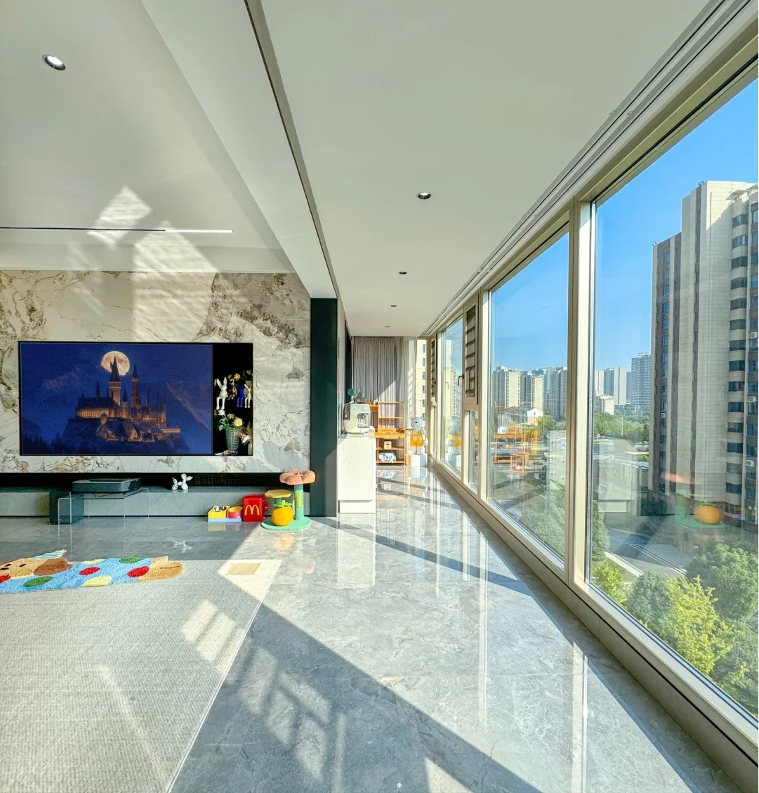 Dốc tiền mua căn hộ hơn 150m2, tốn 1,1 tỷ đồng cải tạo vẫn chưa đủ, người phụ nữ than trời: “Ở không tiện, bán không xong, tôi cực kỳ hối hận”- Ảnh 3.