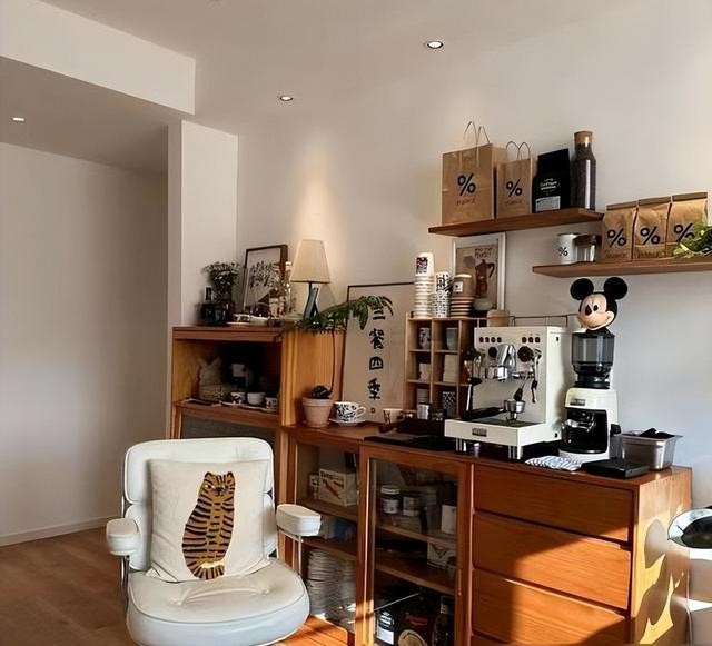Mua căn hộ 66m² để sống một mình sau nghỉ hưu: Người phụ nữ 58 tuổi biến mỗi ngày thành một giấc mơ bình yên- Ảnh 12.