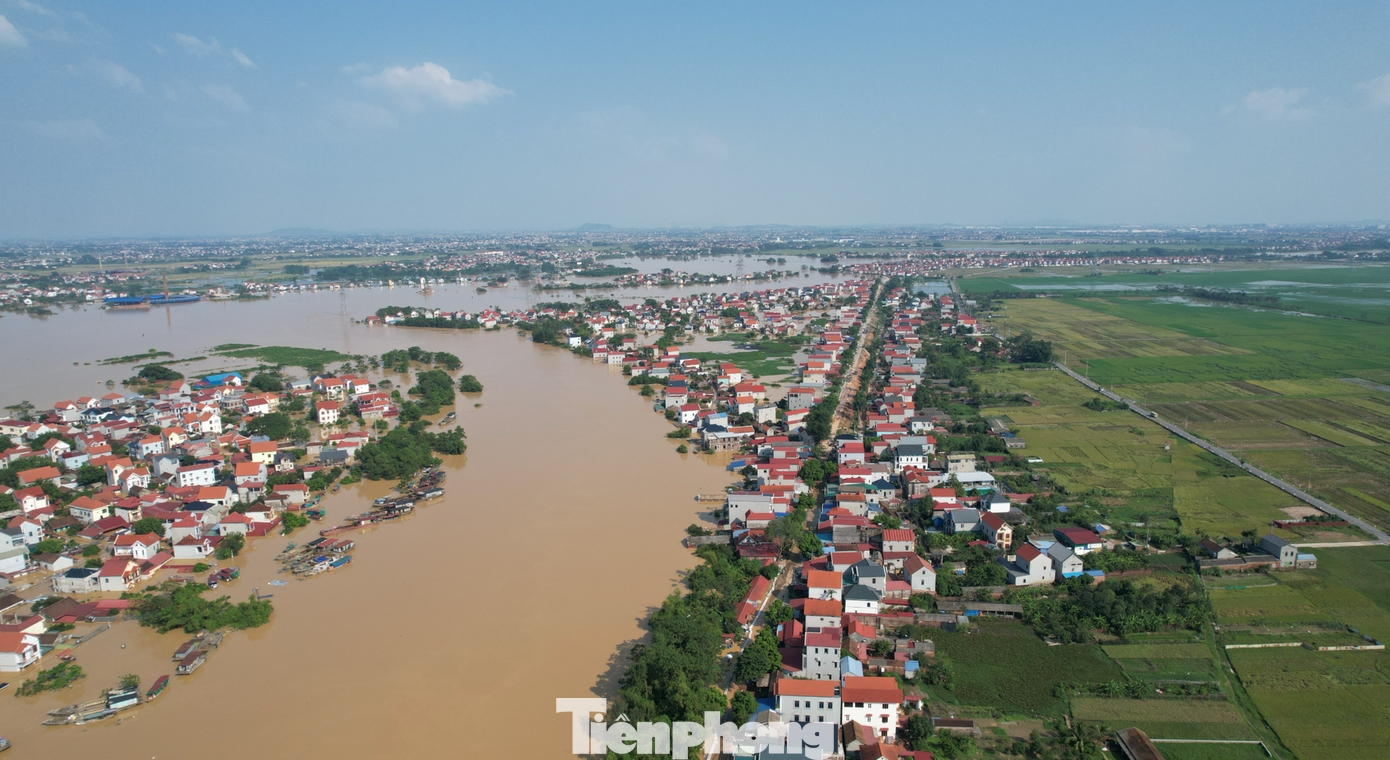 Hà Nội tính xây cống qua đường sắt gặp sự cố, di dời 800 hộ dân vào trong đê- Ảnh 2.