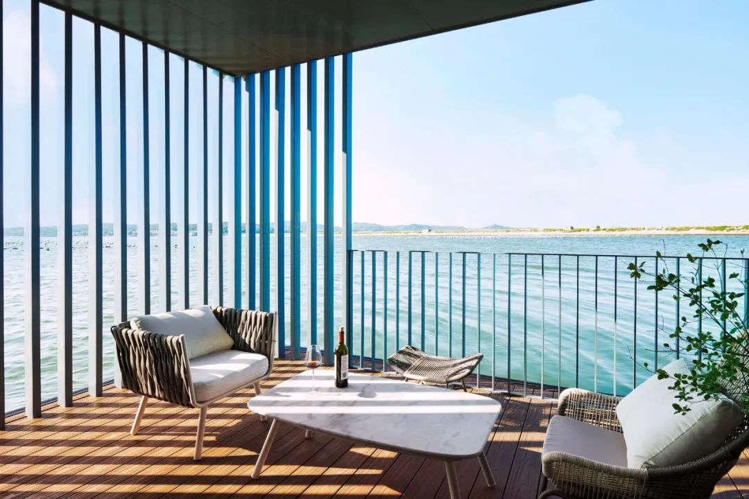 Người đàn ông chi 15 tỷ đồng xây “ốc đảo giữa biển khơi”, cùng gia đình tận hưởng cuộc sống trên biển: Có những việc nếu không làm sau này sẽ không còn cơ hội nữa!- Ảnh 4.