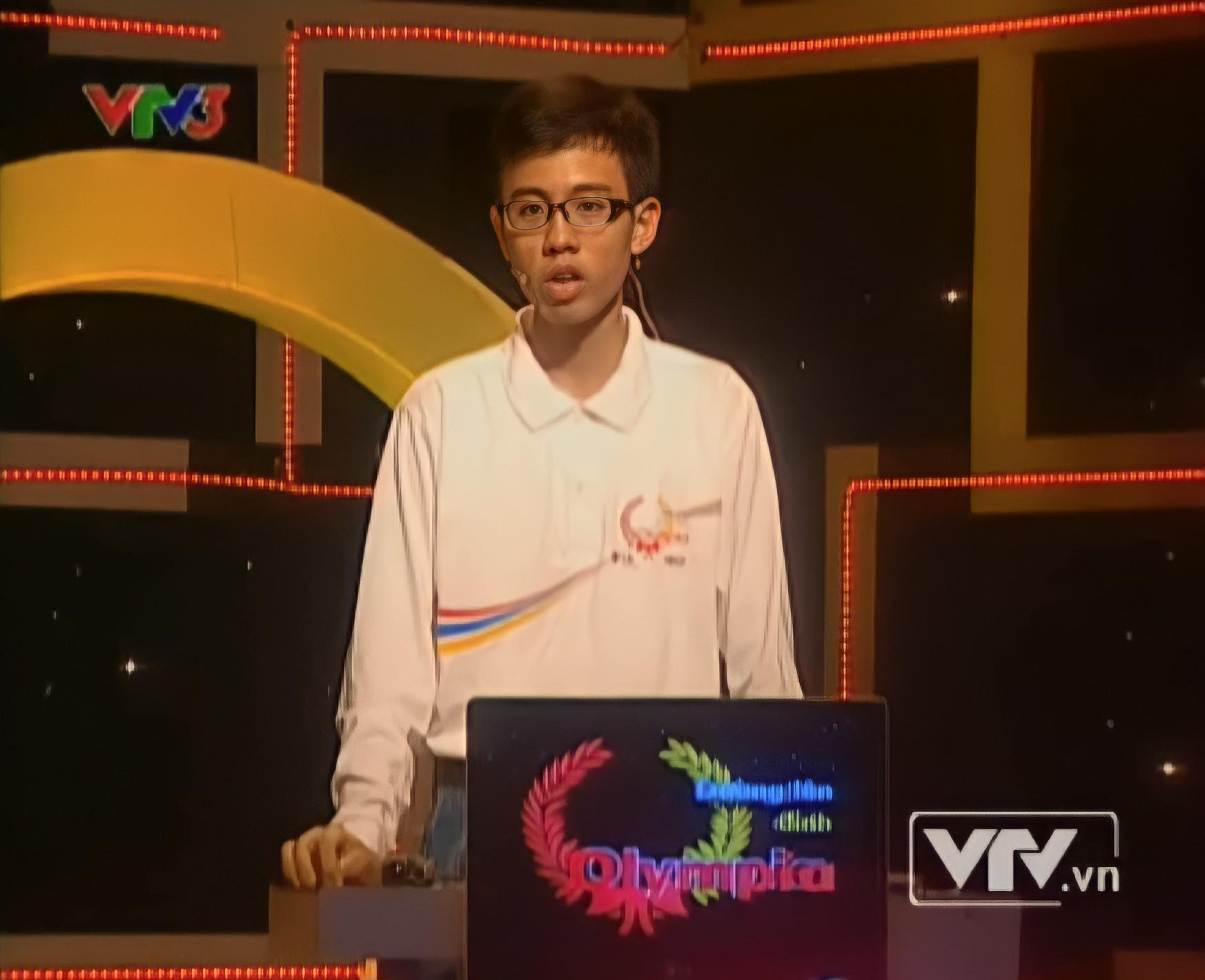 Nam sinh từng "bại trận" ở Olympia khiến khán giả ngỡ ngàng: Giờ làm việc tại cơ quan đỉnh nhất nước Mỹ, tra Facebook càng sốc!- Ảnh 1. Nam sinh từng "bại trận" ở Olympia khiến khán giả ngỡ ngàng: Giờ làm việc tại cơ quan đỉnh nhất nước Mỹ, tra Facebook càng sốc!- Ảnh 1.