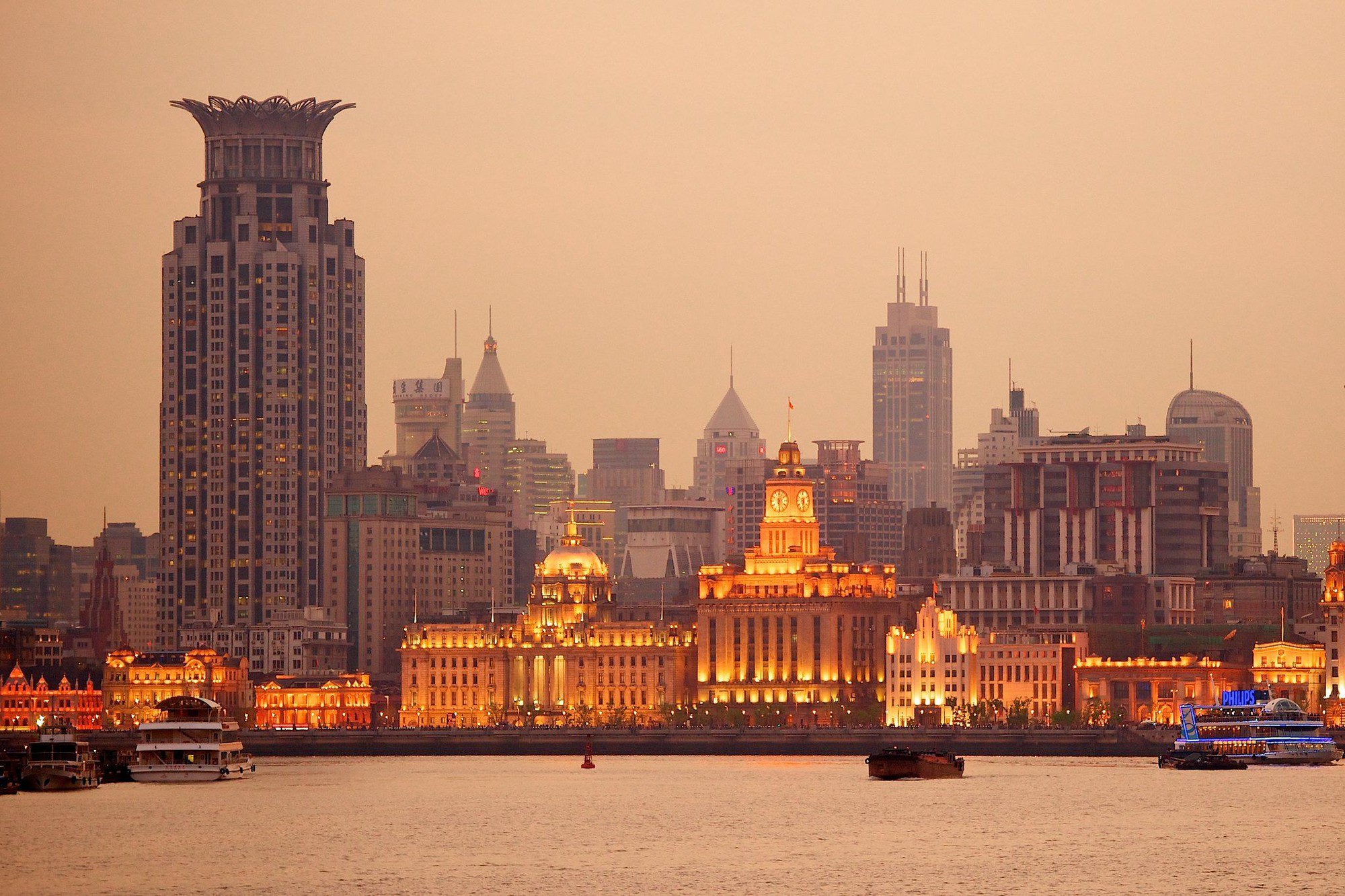 Cảnh tượng mưa ngập ở Thượng Hải khiến nhiều người giật mình, nhận xét: Cảnh tượng mưa ngập ở Thượng Hải khiến nhiều người giật mình, nhận xét: