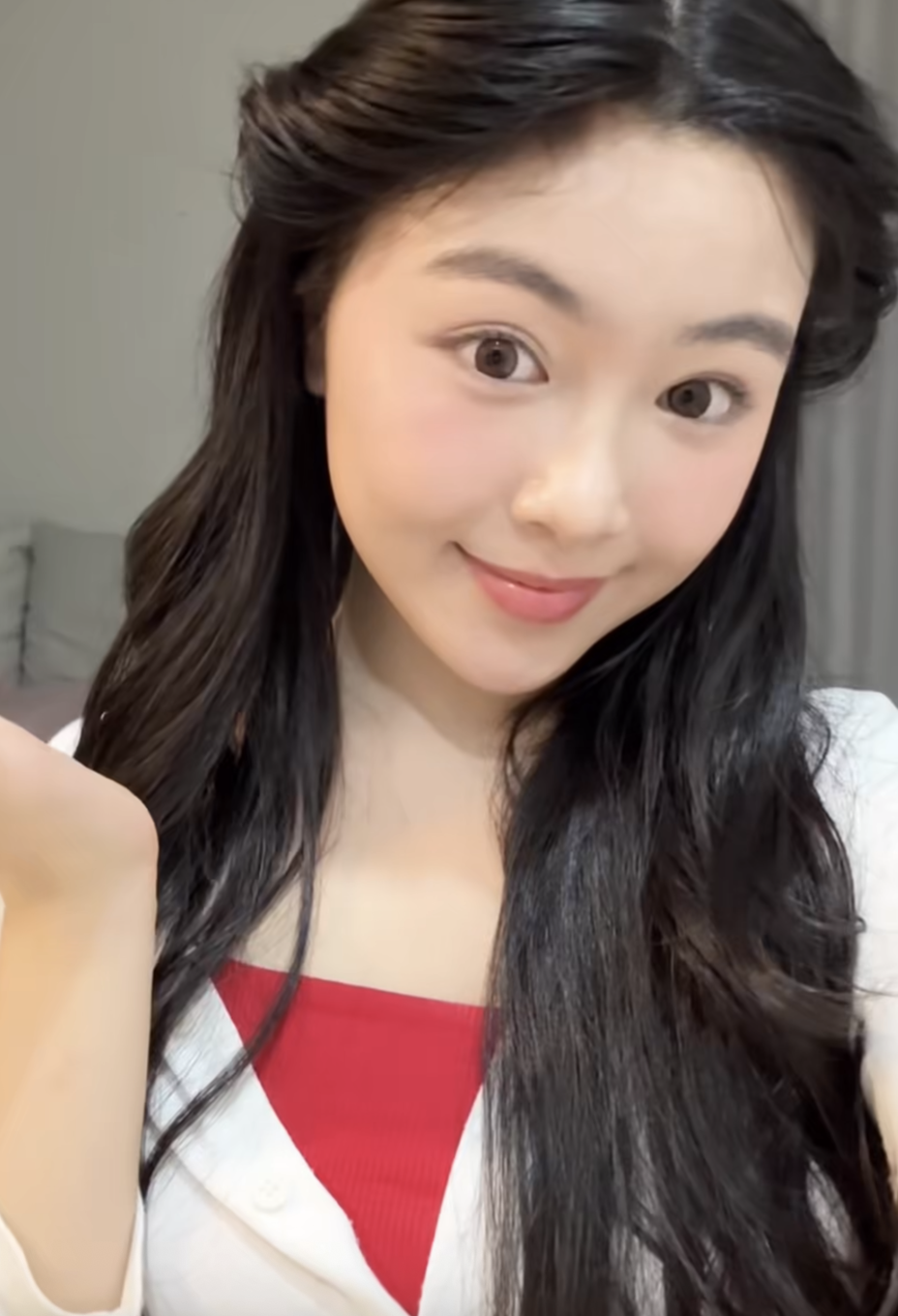 Điều lạ trong biệt thự của một Phó chủ tịch, ái nữ Điều lạ trong biệt thự của một Phó chủ tịch, ái nữ