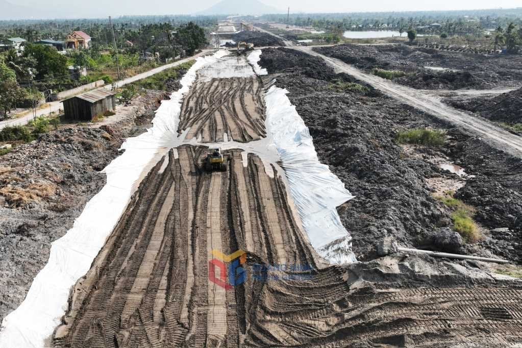 Siêu dự án 6.400 tỷ đồng: "Mạch giao thông vàng" nối liền Quảng Ninh với vùng tam giác kinh tế phía Bắc- Ảnh 3. Siêu dự án 6.400 tỷ đồng: "Mạch giao thông vàng" nối liền Quảng Ninh với vùng tam giác kinh tế phía Bắc- Ảnh 3.