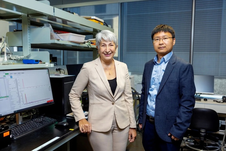 Thói quen siêu phổ biến khiến bạn nuốt thêm 90.000 hạt vi nhựa mỗi năm- Ảnh 3.