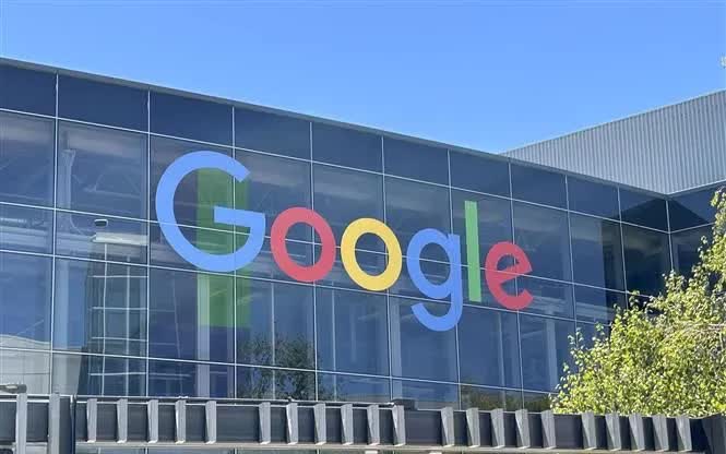 Anh siết chặt quản lý Google- Ảnh 1. Anh siết chặt quản lý Google- Ảnh 1.