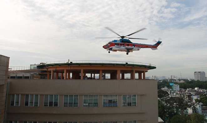 Bệnh viện duy nhất tại Việt Nam có 2 bãi đáp trực thăng, mới khánh thành toà nhà 1000 giường- Ảnh 3. Bệnh viện duy nhất tại Việt Nam có 2 bãi đáp trực thăng, mới khánh thành toà nhà 1000 giường- Ảnh 3.