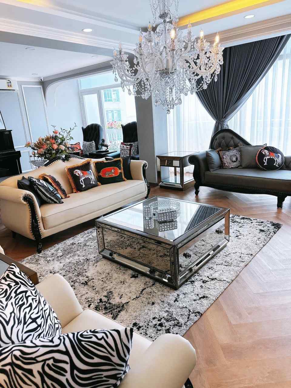 Sao nam Vbiz U50 lên chức viện phó: Mua nhà như mua rau, sợ lấy vợ- Ảnh 5. Sao nam Vbiz U50 lên chức viện phó: Mua nhà như mua rau, sợ lấy vợ- Ảnh 5.