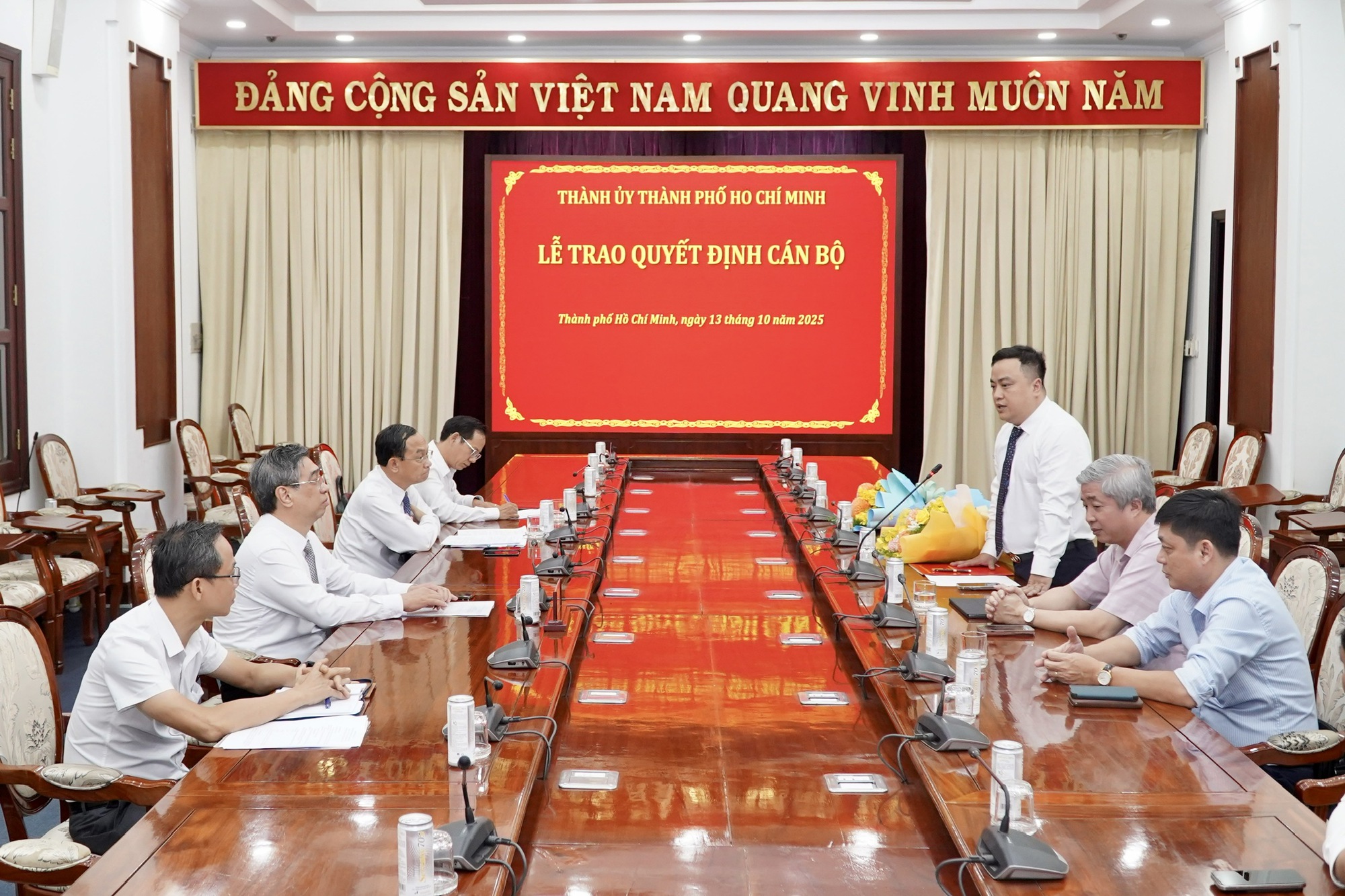 Ông Trần Thế Thông và ông Đinh Xuân Hải được bổ nhiệm làm Thư ký Bí thư Thành ủy TP HCM- Ảnh 3.