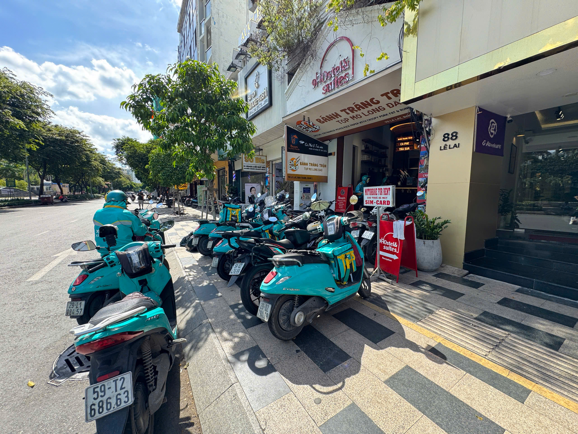 Xanh SM Ngon nhập cuộc: Cuộc đua giao đồ ăn thêm khốc liệt, thế song mã của GrabFood - ShopeeFood có lung lay?- Ảnh 3.