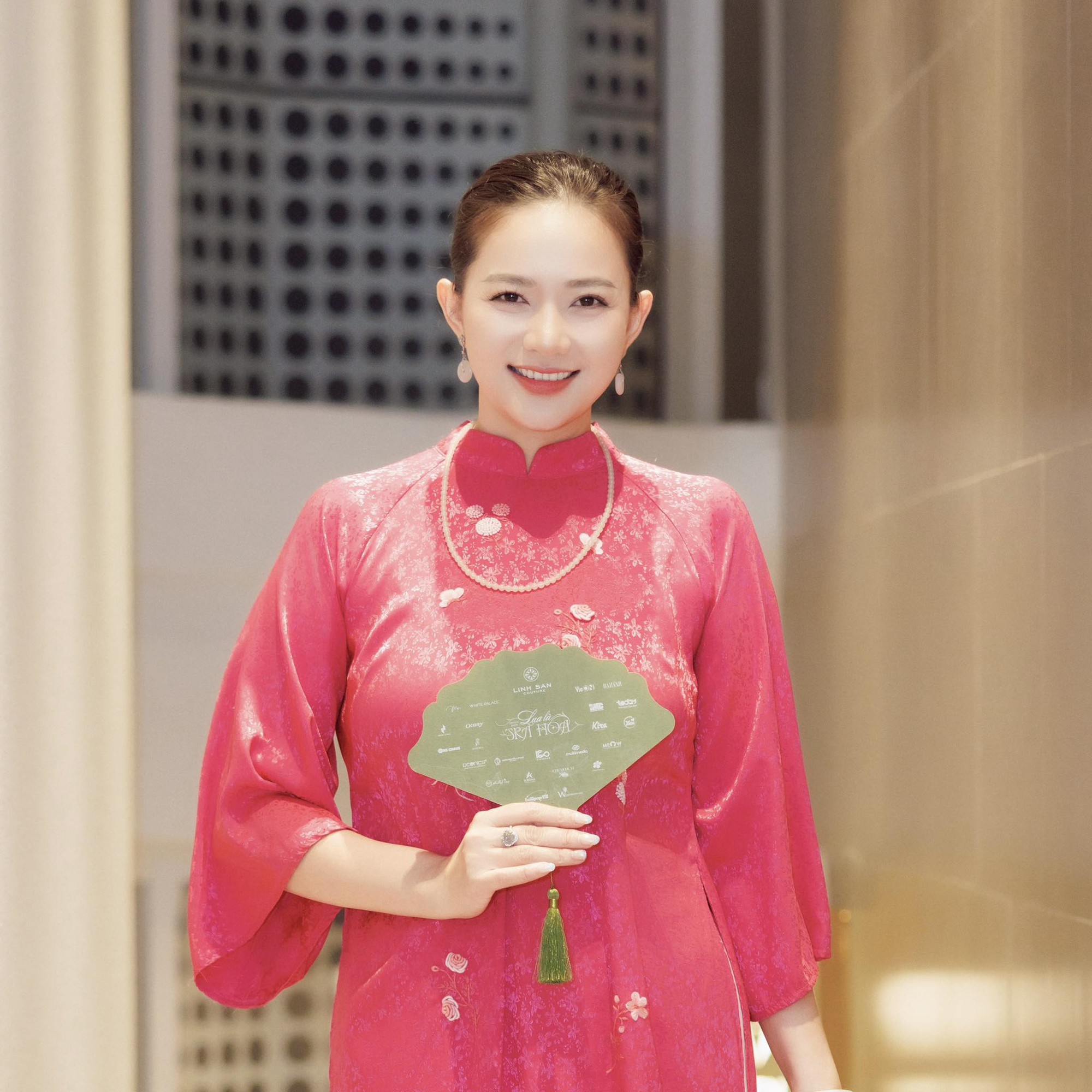 Mỹ nhân Vbiz được chồng đại gia giao hết tài sản: 