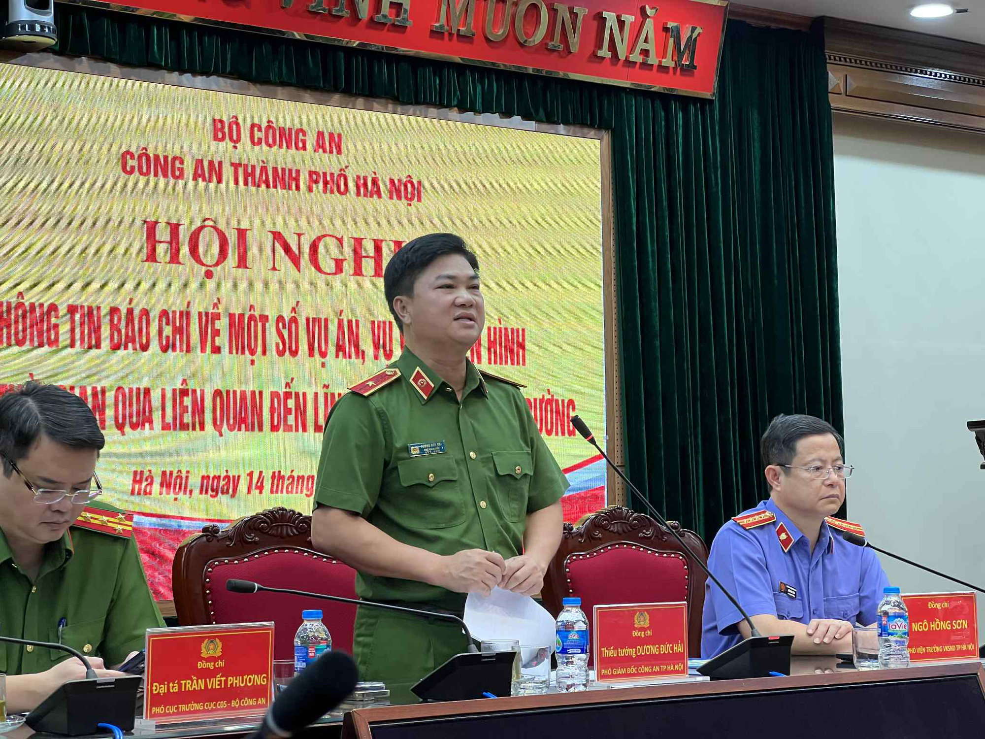 Shark Bình lừa đảo nhà đầu tư tiền số như thế nào để chiếm đoạt số tiền đặc biệt lớn?- Ảnh 1. Shark Bình lừa đảo nhà đầu tư tiền số như thế nào để chiếm đoạt số tiền đặc biệt lớn?- Ảnh 1.