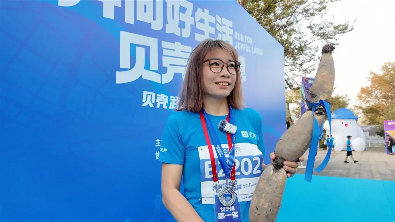 Bỏ uống 1 thứ người trẻ nào cũng "nghiện", cô gái giảm hơn 30kg chỉ trong 1 năm, xúc động vì lần đầu tiên làm được 1 việc tưởng trong mơ- Ảnh 3. Bỏ uống 1 thứ người trẻ nào cũng "nghiện", cô gái giảm hơn 30kg chỉ trong 1 năm, xúc động vì lần đầu tiên làm được 1 việc tưởng trong mơ- Ảnh 3.