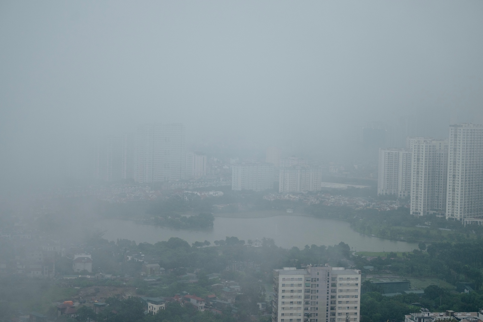 Cảnh tượng ở Hà Nội sáng 14/10- Ảnh 4. Cảnh tượng ở Hà Nội sáng 14/10- Ảnh 4.