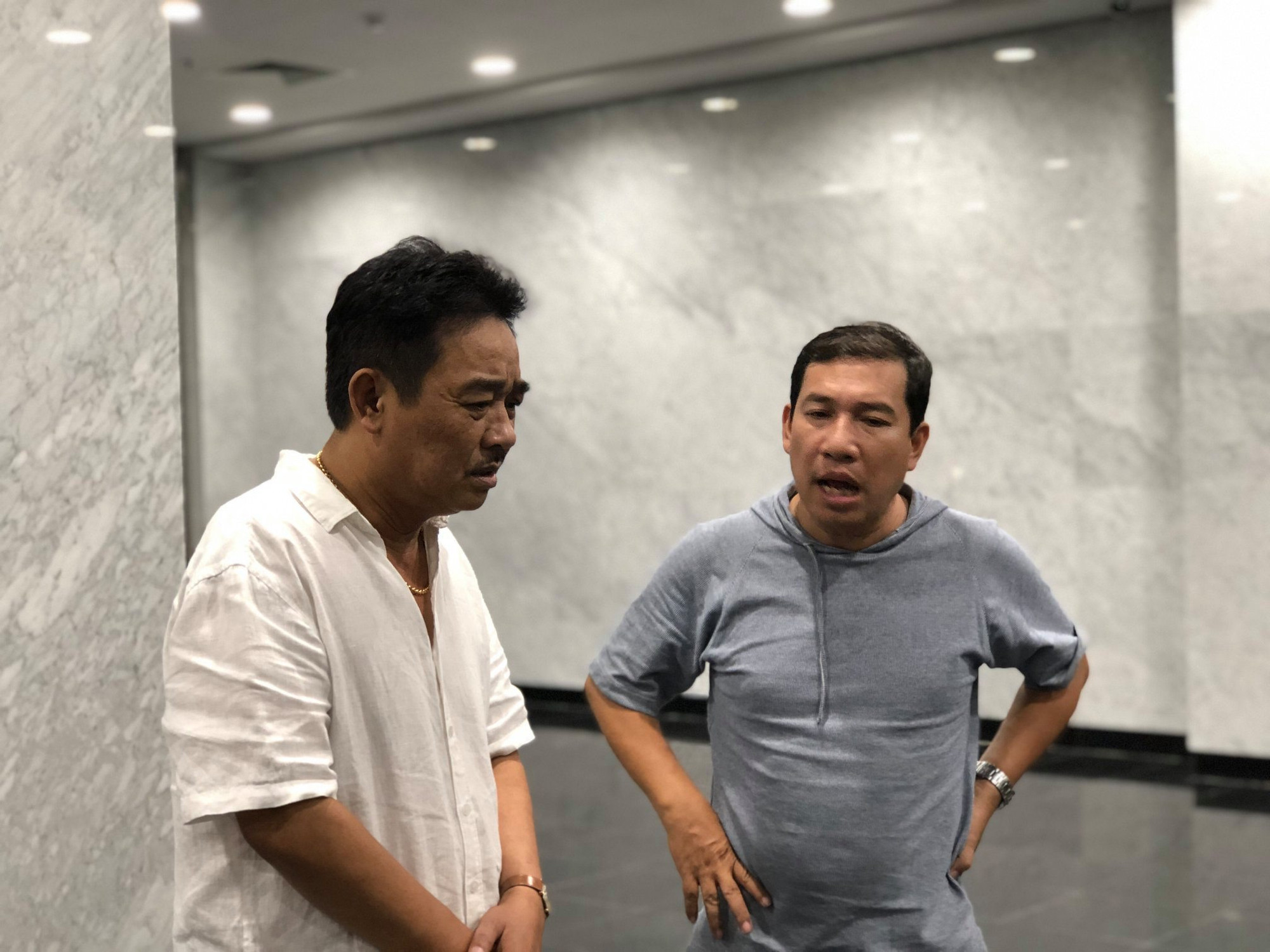 "Ngọc Hoàng" Quốc Khánh được 1 nam NSƯT khuyên lấy vợ ở tuổi U70, khen đàn anh "rất đàn ông"- Ảnh 3. "Ngọc Hoàng" Quốc Khánh được 1 nam NSƯT khuyên lấy vợ ở tuổi U70, khen đàn anh "rất đàn ông"- Ảnh 3.