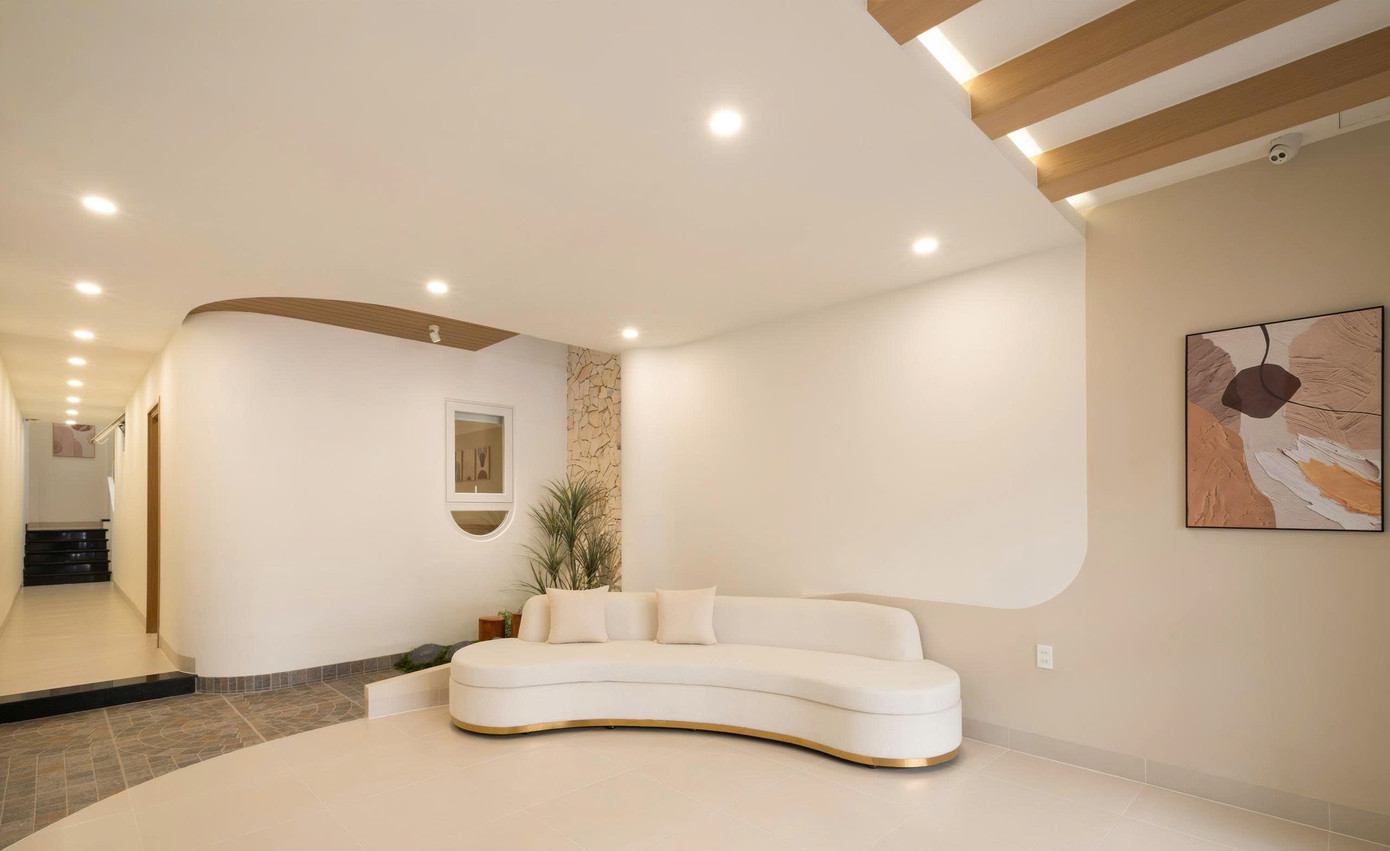 Nhà phố 2 tầng chuyển đổi chức năng với tông màu thanh lịch dễ chịu- Ảnh 5. Nhà phố 2 tầng chuyển đổi chức năng với tông màu thanh lịch dễ chịu- Ảnh 5.