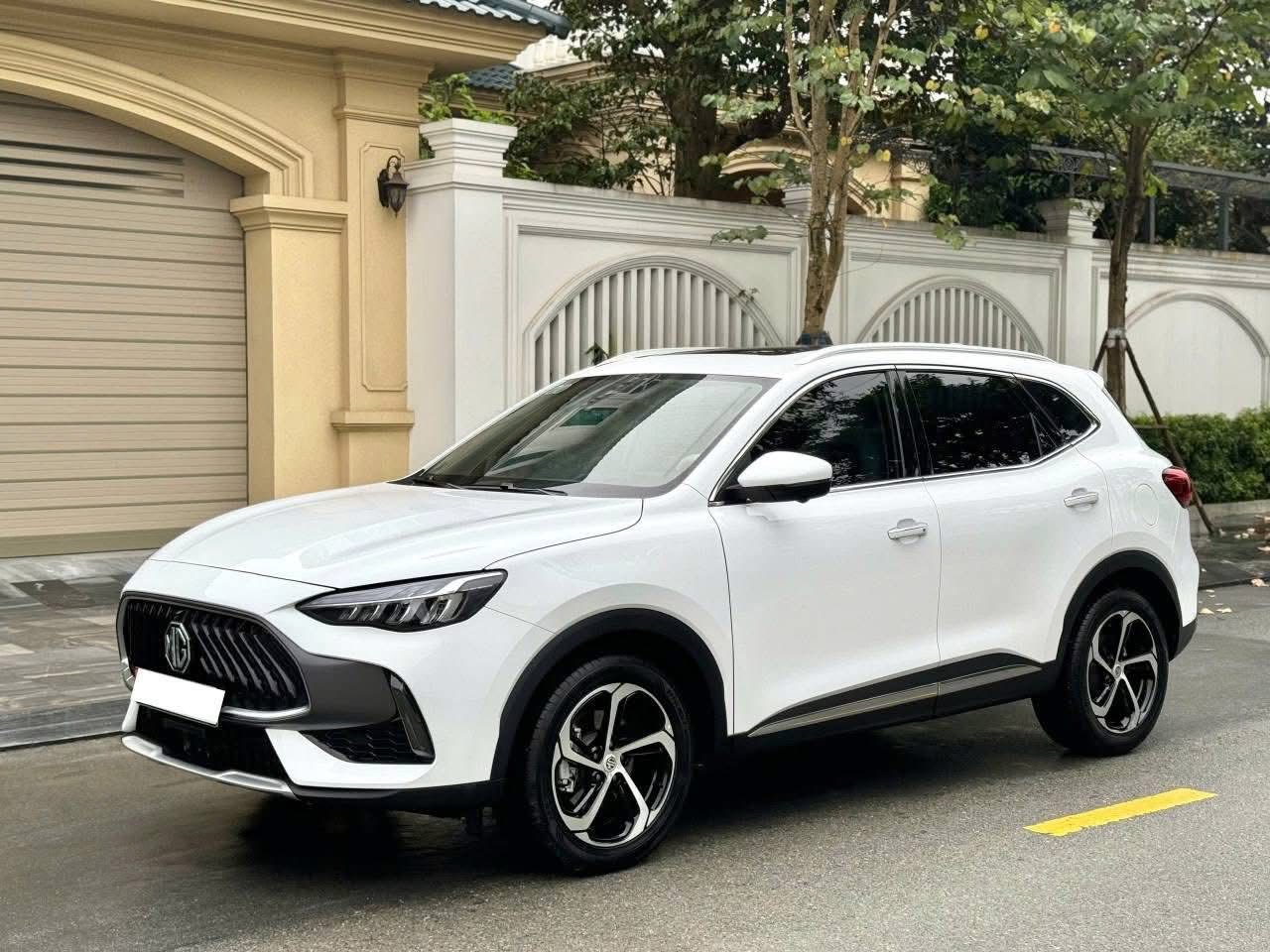 Nhiều SUV cỡ C giảm giá tại Việt Nam: Giảm nhiều nhất tới cả trăm triệu đồng, có mẫu khởi điểm chỉ ngang Sonet, Venue- Ảnh 1. Nhiều SUV cỡ C giảm giá tại Việt Nam: Giảm nhiều nhất tới cả trăm triệu đồng, có mẫu khởi điểm chỉ ngang Sonet, Venue- Ảnh 1.