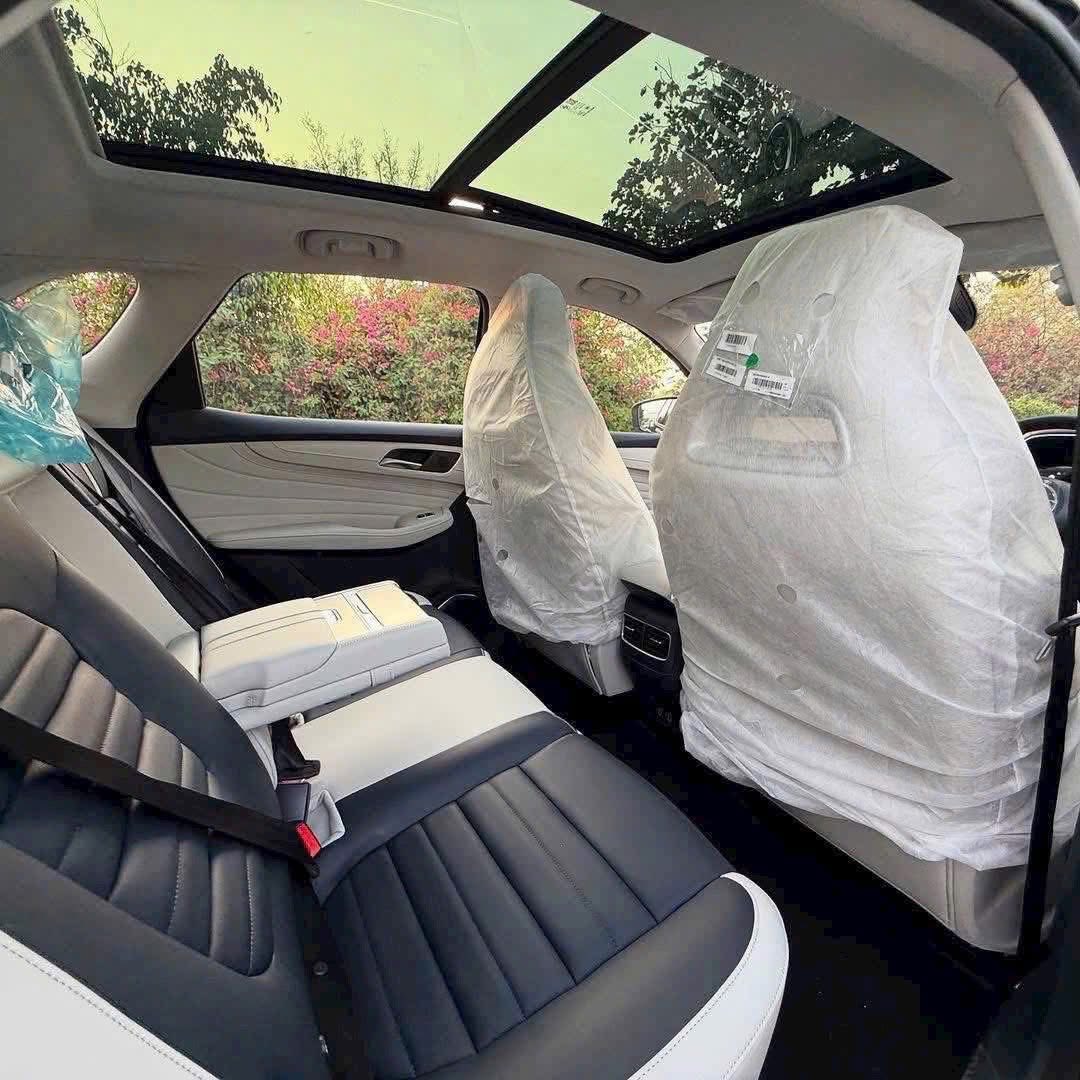 Nhiều SUV cỡ C giảm giá tại Việt Nam: Giảm nhiều nhất tới cả trăm triệu đồng, có mẫu khởi điểm chỉ ngang Sonet, Venue- Ảnh 3. Nhiều SUV cỡ C giảm giá tại Việt Nam: Giảm nhiều nhất tới cả trăm triệu đồng, có mẫu khởi điểm chỉ ngang Sonet, Venue- Ảnh 3.