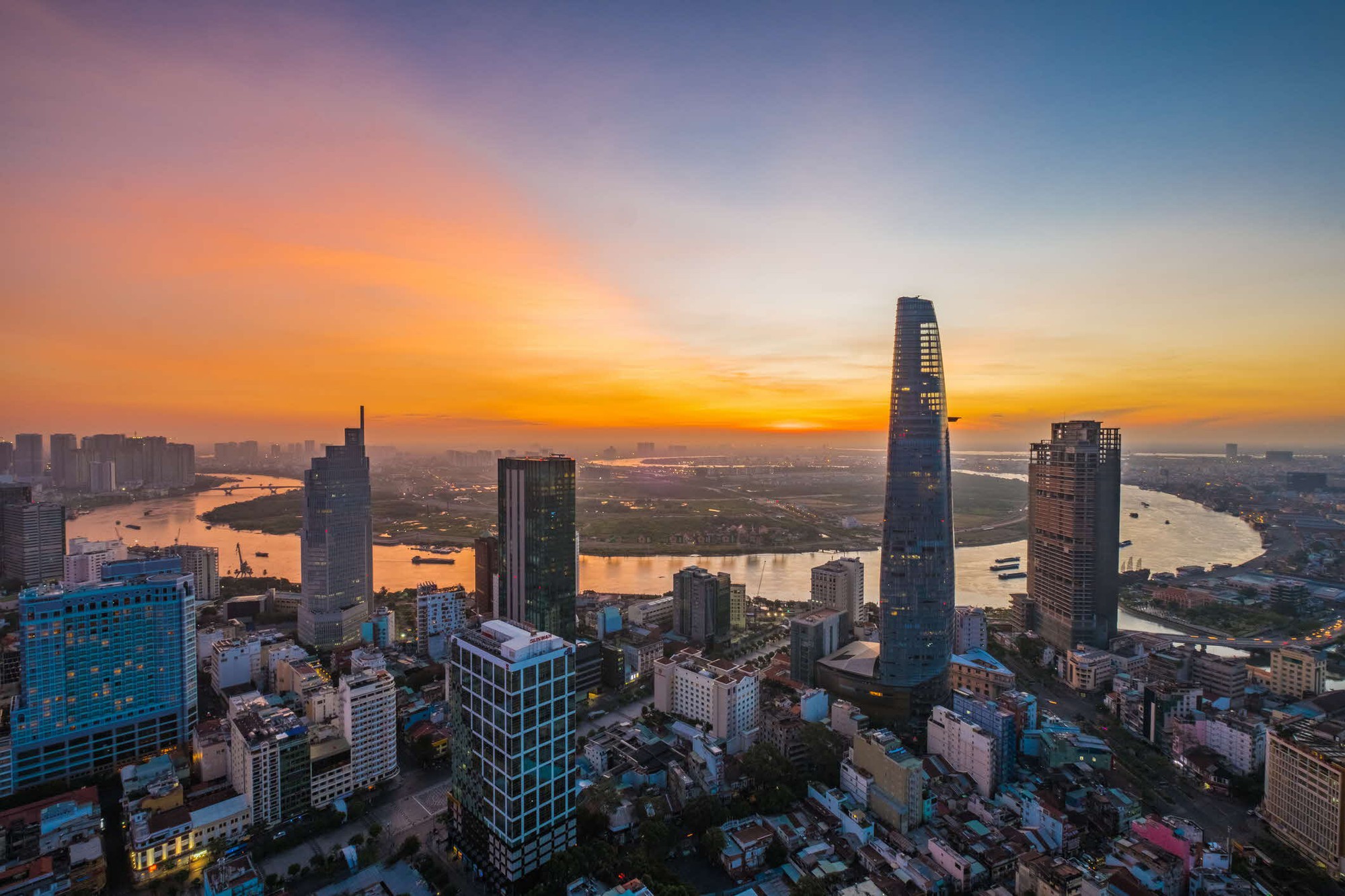 Chương mới của Việt Nam: Tăng trường Số và Xanh giữa bất ổn toàn cầu- Ảnh 3. Chương mới của Việt Nam: Tăng trường Số và Xanh giữa bất ổn toàn cầu- Ảnh 3.