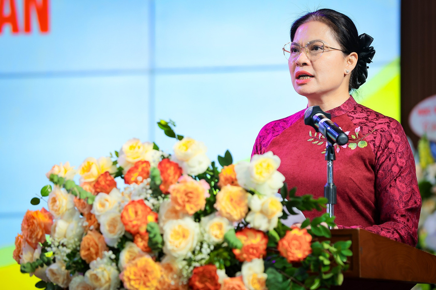 Phát triển kinh tế tư nhân phải 'thật lòng đối đãi'- Ảnh 1. Phát triển kinh tế tư nhân phải 'thật lòng đối đãi'- Ảnh 1.
