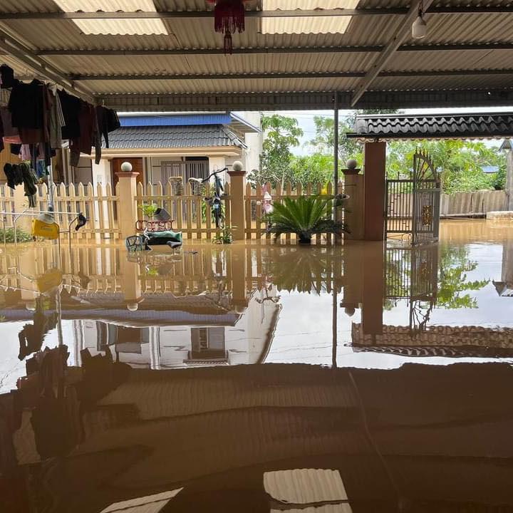 Dọn nhà sau lũ: Kinh nghiệm “xương máu” của người từng Dọn nhà sau lũ: Kinh nghiệm “xương máu” của người từng