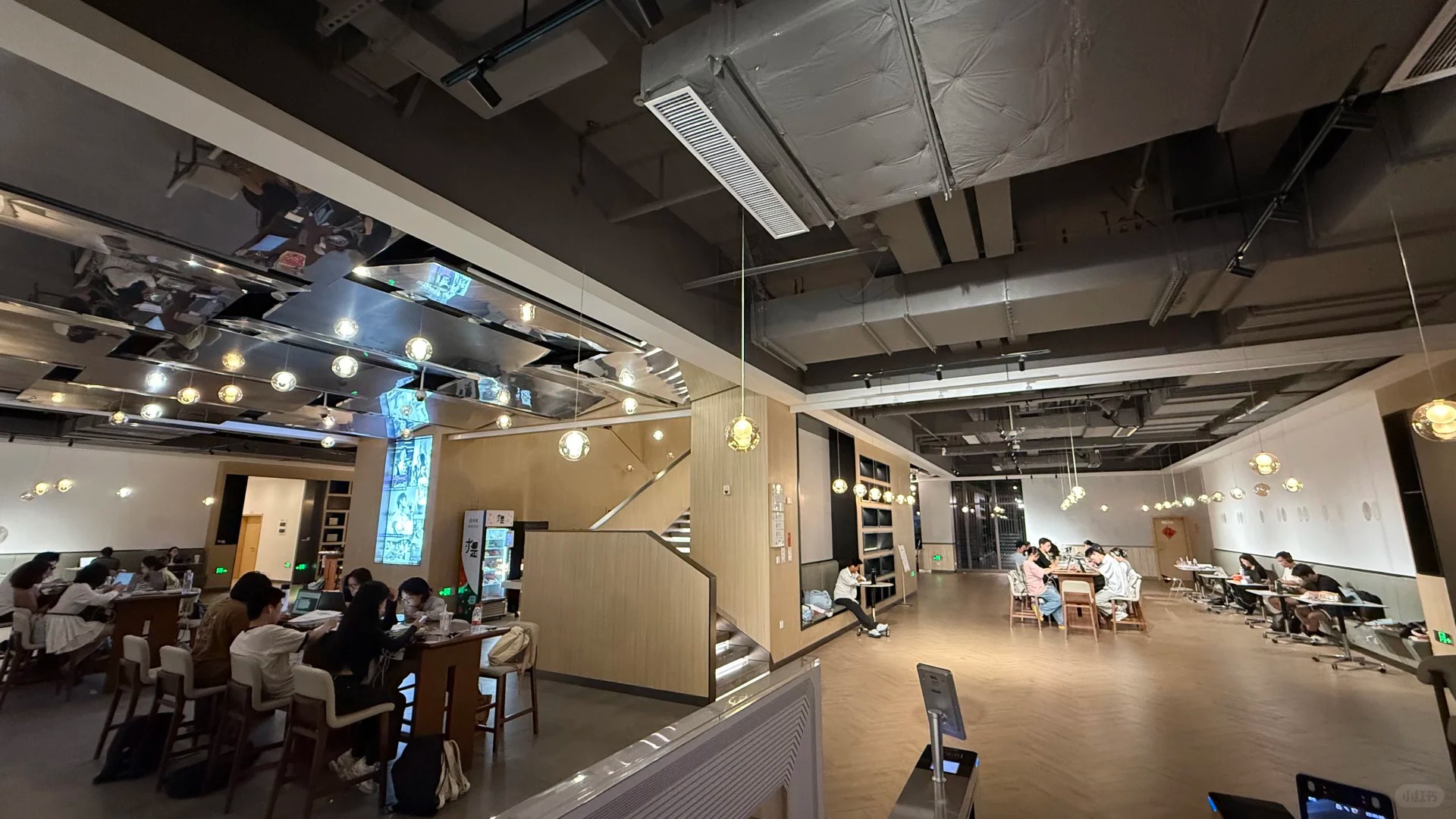 Bức ảnh khiến ai xem xong phải đặt ngay điện thoại xuống- Ảnh 2. Bức ảnh khiến ai xem xong phải đặt ngay điện thoại xuống- Ảnh 2.