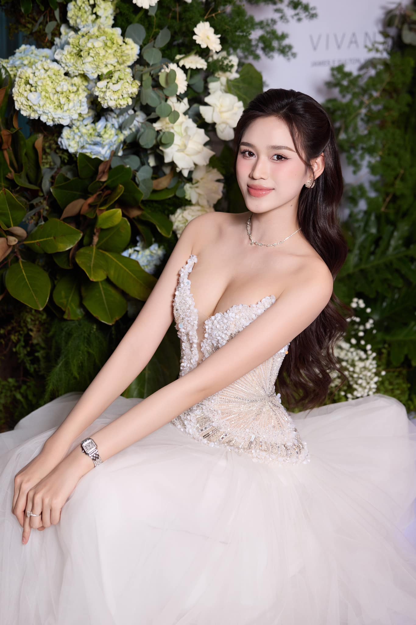 Đám cưới Hoa hậu Đỗ Hà và thiếu gia xây dựng: Nhà gái đã dựng rạp, có 1 điểm lạ chưa từng thấy!- Ảnh 8. Đám cưới Hoa hậu Đỗ Hà và thiếu gia xây dựng: Nhà gái đã dựng rạp, có 1 điểm lạ chưa từng thấy!- Ảnh 8.
