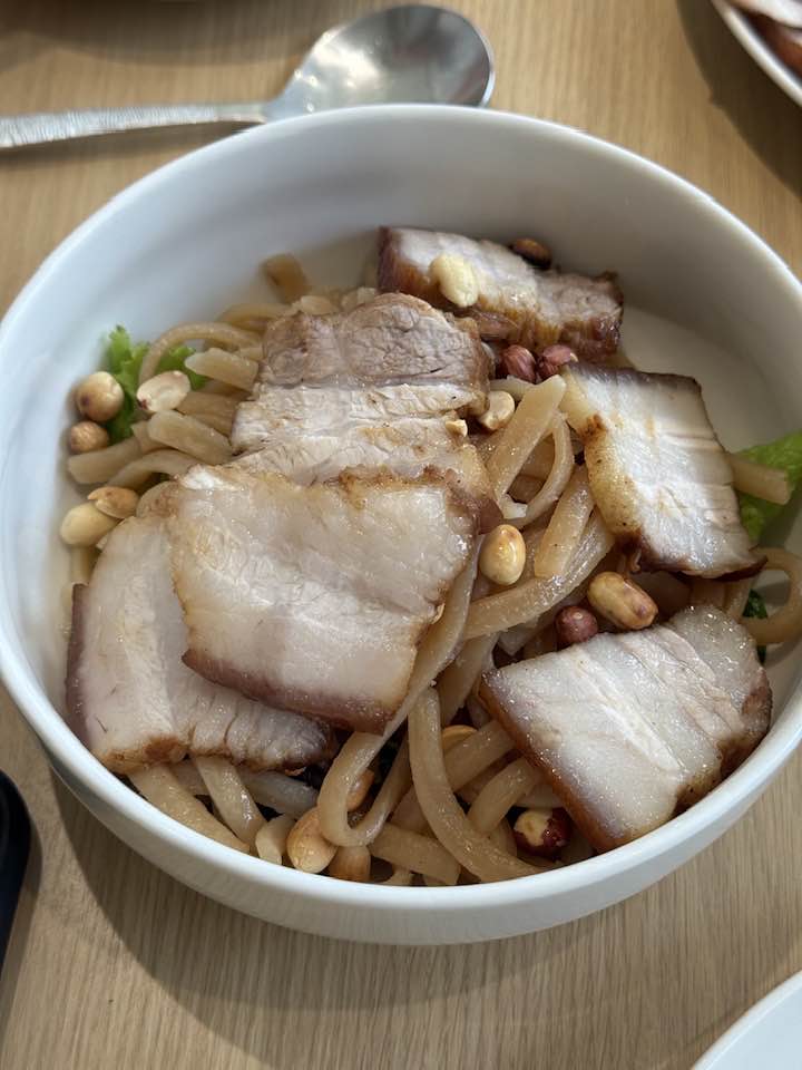 Vợ cũ hơn 17 tuổi của Đàm Vĩnh Hưng cảm ơn Hồ Ngọc Hà- Ảnh 2. Vợ cũ hơn 17 tuổi của Đàm Vĩnh Hưng cảm ơn Hồ Ngọc Hà- Ảnh 2.