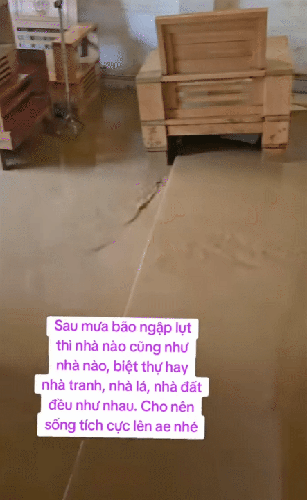 Dọn nhà sau lũ: Kinh nghiệm “xương máu” của người từng Dọn nhà sau lũ: Kinh nghiệm “xương máu” của người từng