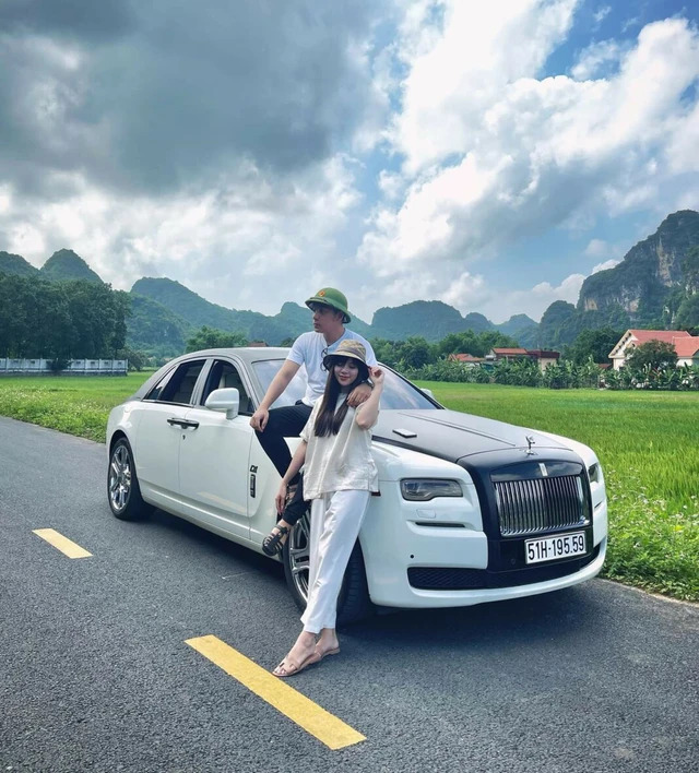 Soi dàn xe của 'cực phẩm một thời' Tống Đông Khuê: Từ McLaren, Ferrari đến Rolls-Royce, có xe dùng tiền bạn gái để mua- Ảnh 6. Soi dàn xe của 'cực phẩm một thời' Tống Đông Khuê: Từ McLaren, Ferrari đến Rolls-Royce, có xe dùng tiền bạn gái để mua- Ảnh 6.