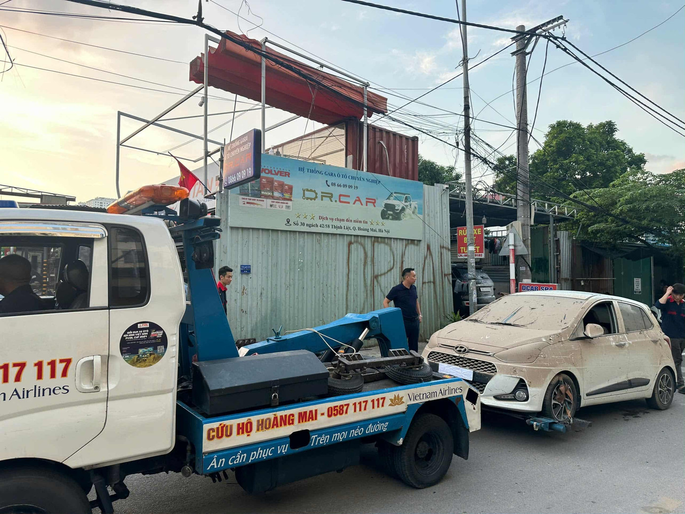 Ô tô bị ngập bùn được xử lý như thế nào?- Ảnh 3. Ô tô bị ngập bùn được xử lý như thế nào?- Ảnh 3.