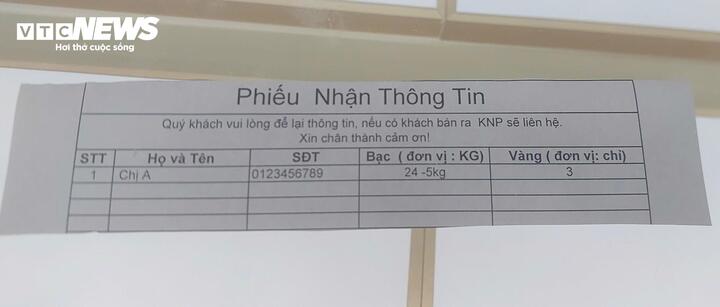Bạc bất ngờ tăng giá, 'cháy hàng': Người dân kéo đi mua, chuyên gia cảnh báo gấp- Ảnh 3.
