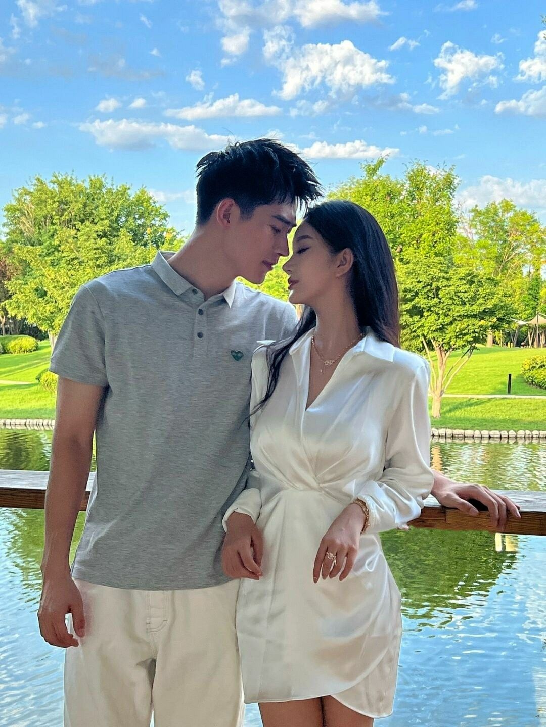 Vì sao thiếu gia thường kết hôn với hoa hậu?- Ảnh 2. Vì sao thiếu gia thường kết hôn với hoa hậu?- Ảnh 2.