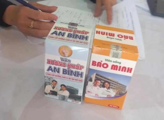 Gần 1.000 bị hại trong vụ nhóm người giả danh bác sĩ "khám bệnh miễn phí"- Ảnh 2. Gần 1.000 bị hại trong vụ nhóm người giả danh bác sĩ "khám bệnh miễn phí"- Ảnh 2.